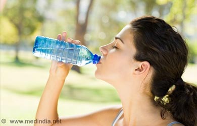 Sparkling Eye Beauty Tip: Drink Water Sparkling Eye Beauty Tip: Drink Water