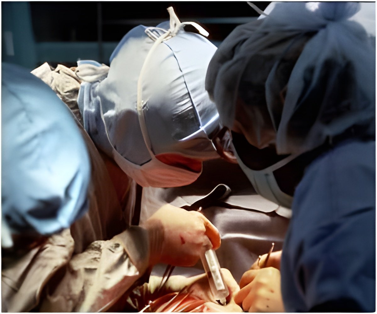 “Voice Lift” Surgeries Becoming Increasingly Popular Among Aging Businessmen “Voice Lift” Surgeries Becoming Increasingly Popular Among Aging Businessmen