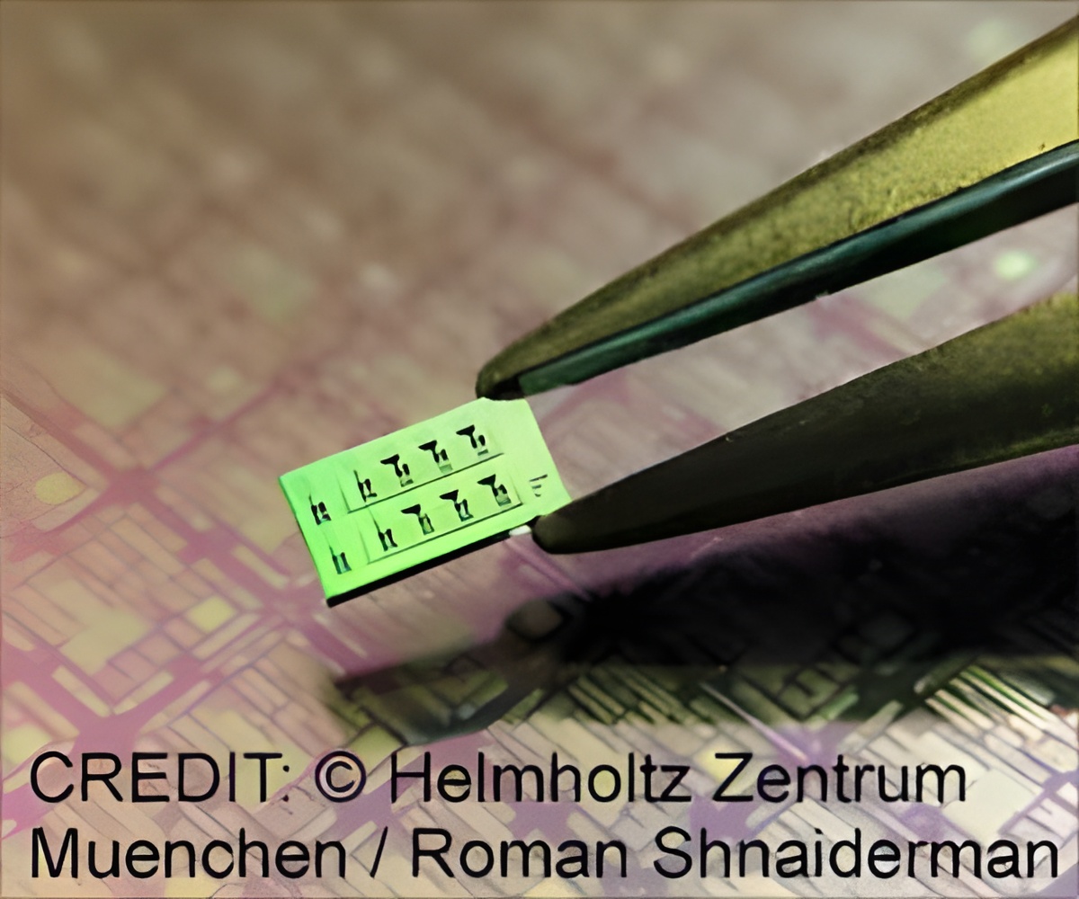 World’s Smallest Ultrasound Detector World’s Smallest Ultrasound Detector