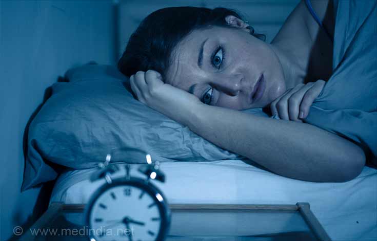 Signs and Symptoms of Seasonal Affective Disorder: Over Sleep or Lack of Sleep Signs and Symptoms of Seasonal Affective Disorder: Over Sleep or Lack of Sleep