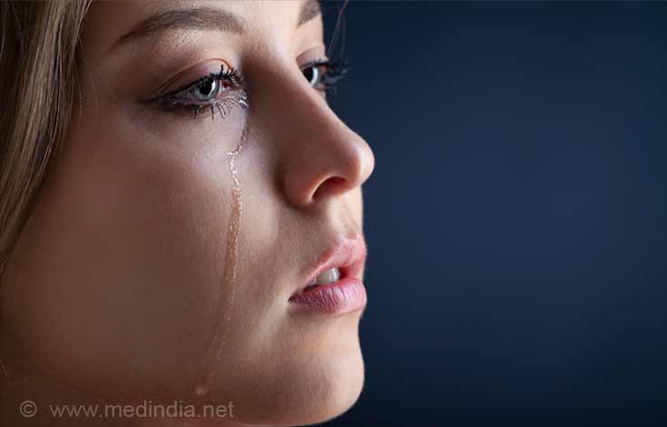 Signs and Symptoms of Seasonal Affective Disorder: Crying Spells Signs and Symptoms of Seasonal Affective Disorder: Crying Spells