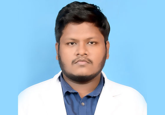 Dr. Vignesh R